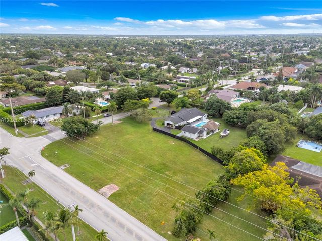 13600 SW 107th Avenue, Miami, FL 33176