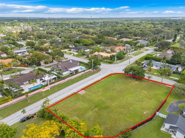 13600 SW 107th Avenue, Miami, FL 33176
