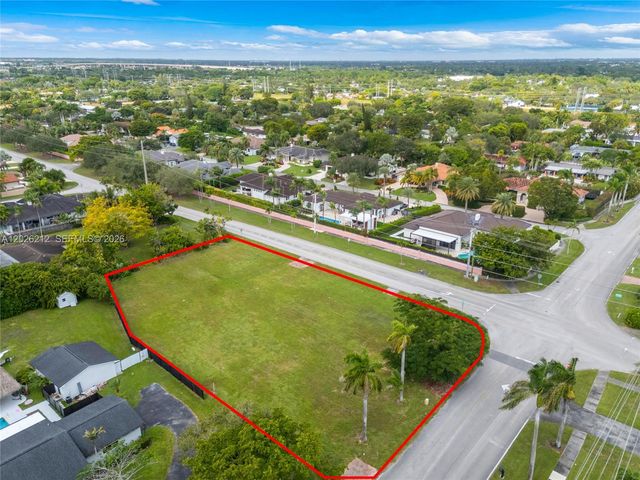13600 SW 107th Avenue, Miami, FL 33176
