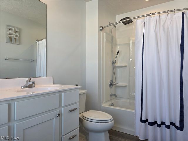 1416 Wood Fern Drive, Akron, OH 44312