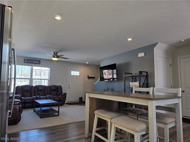 1416 Wood Fern Drive, Akron, OH 44312