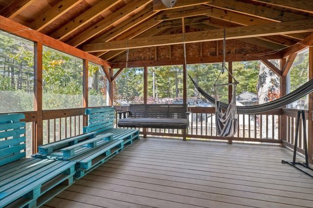 21 Browns Brook Rd, Webster, MA 01570