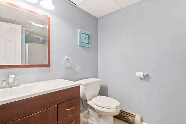 21 Browns Brook Rd, Webster, MA 01570