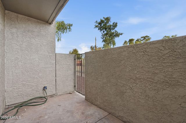 2844 E MARCONI Avenue 101, Phoenix, AZ 85032
