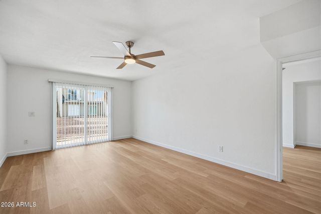 2844 E MARCONI Avenue 101, Phoenix, AZ 85032