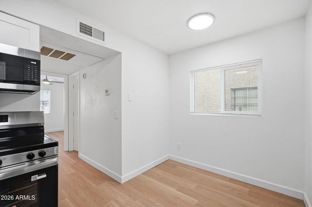 2844 E MARCONI Avenue 101, Phoenix, AZ 85032
