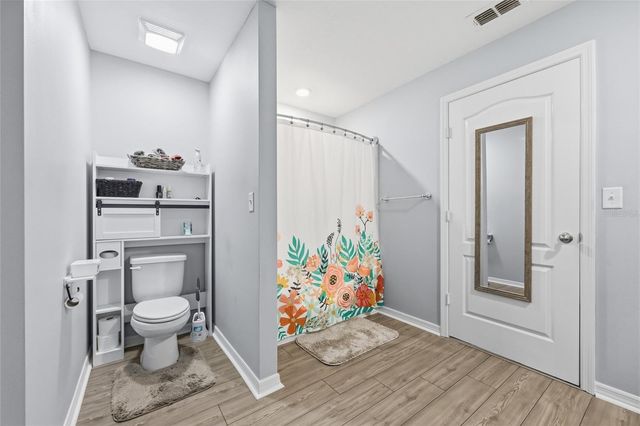 1607 SWAN LAKE CIRCLE, Dundee, FL 33838