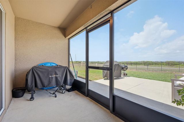 1607 SWAN LAKE CIRCLE, Dundee, FL 33838