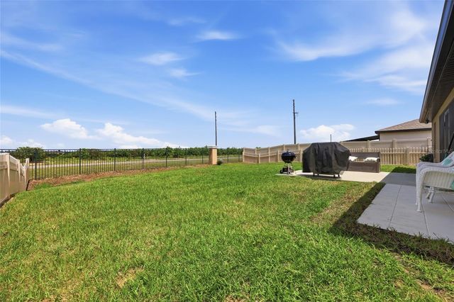 1607 SWAN LAKE CIRCLE, Dundee, FL 33838