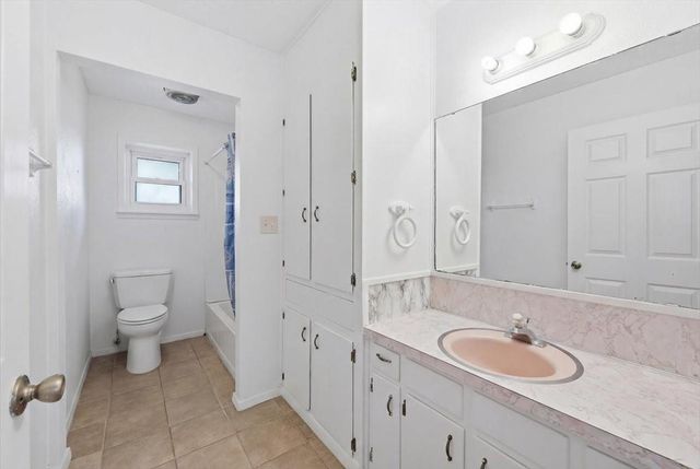 134 Meneley Road, Winnie, TX 77665