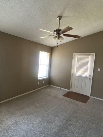 4370 Ashley Lane, Grand Prairie, TX 75052