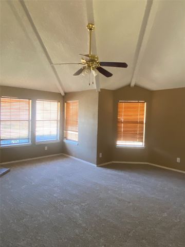 4370 Ashley Lane, Grand Prairie, TX 75052