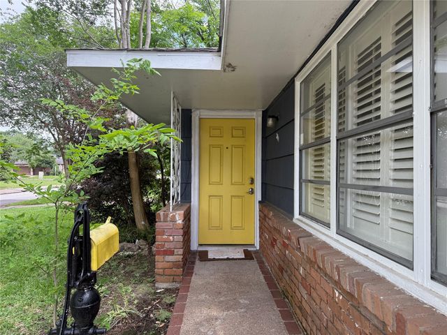 3411 Linkwood Drive, Houston, TX 77025