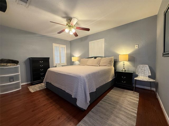 3411 Linkwood Drive, Houston, TX 77025