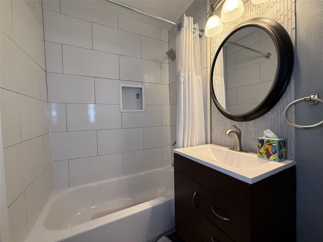 3411 Linkwood Drive, Houston, TX 77025