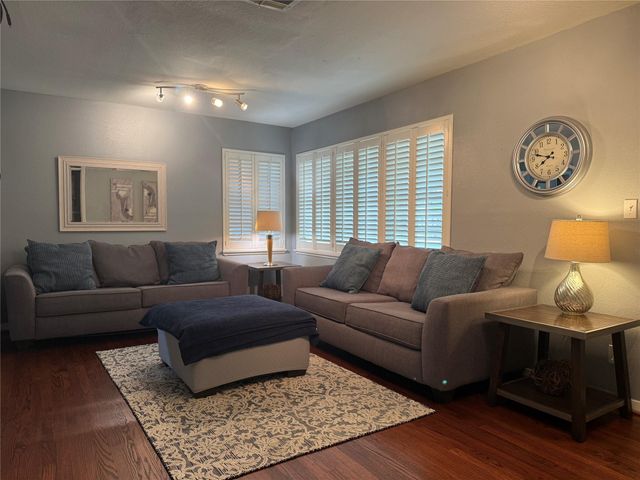 3411 Linkwood Drive, Houston, TX 77025