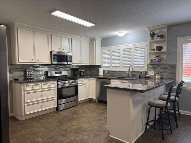 3411 Linkwood Drive, Houston, TX 77025