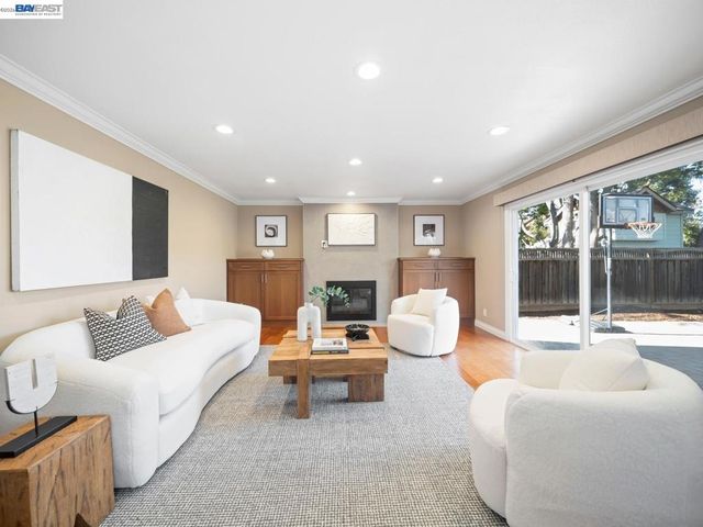 15350 Calle Enrique, Morgan Hill, CA 95037