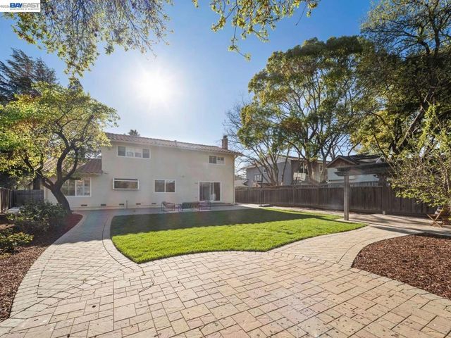 15350 Calle Enrique, Morgan Hill, CA 95037