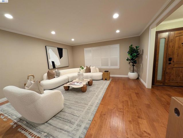 15350 Calle Enrique, Morgan Hill, CA 95037