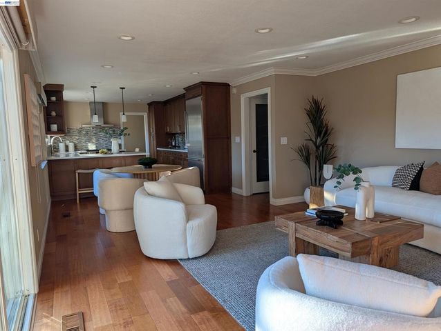 15350 Calle Enrique, Morgan Hill, CA 95037