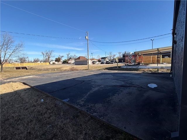 919 W Walnut Street, Rogers, AR 72756