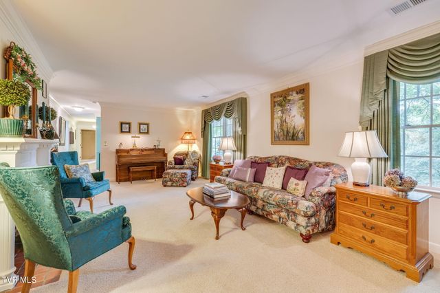 4625 Harbor Circle, Kingsport, TN 37664