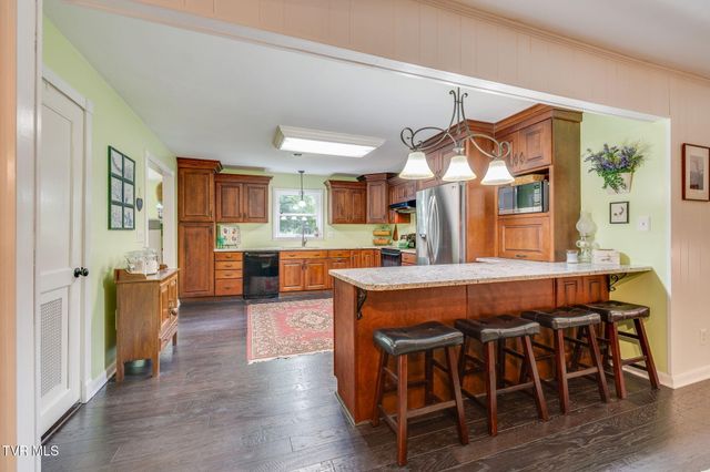 4625 Harbor Circle, Kingsport, TN 37664
