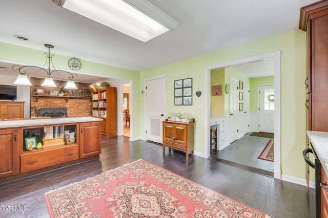 4625 Harbor Circle, Kingsport, TN 37664