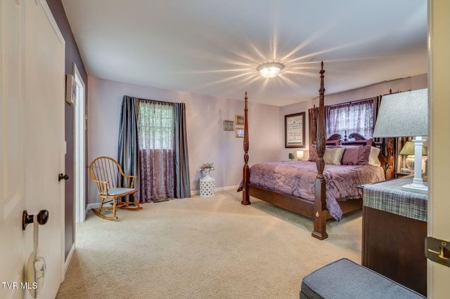4625 Harbor Circle, Kingsport, TN 37664