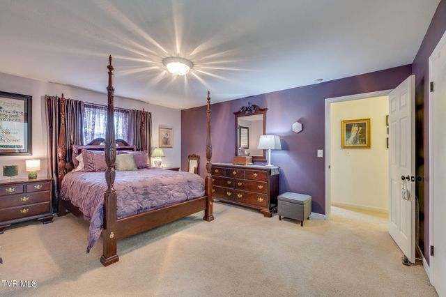 4625 Harbor Circle, Kingsport, TN 37664