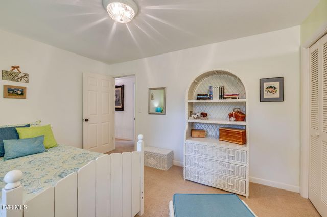 4625 Harbor Circle, Kingsport, TN 37664