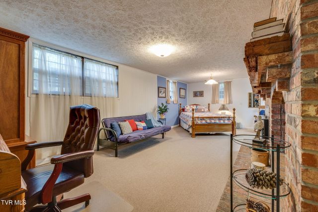4625 Harbor Circle, Kingsport, TN 37664