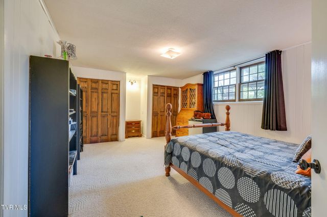 4625 Harbor Circle, Kingsport, TN 37664