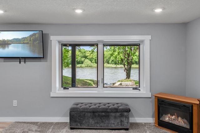 10134 Hall Avenue NE, Monticello, MN 55362