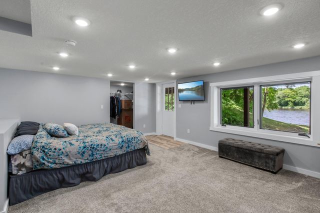 10134 Hall Avenue NE, Monticello, MN 55362