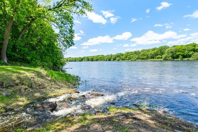 10134 Hall Avenue NE, Monticello, MN 55362