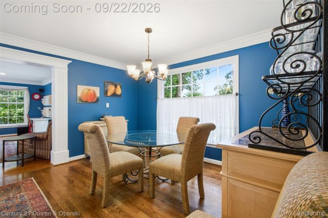 215 Vorn Lane, Bloomfield Charter Township, MI 48301