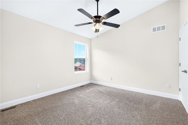 213 Reed Ave, Houston, PA 15342