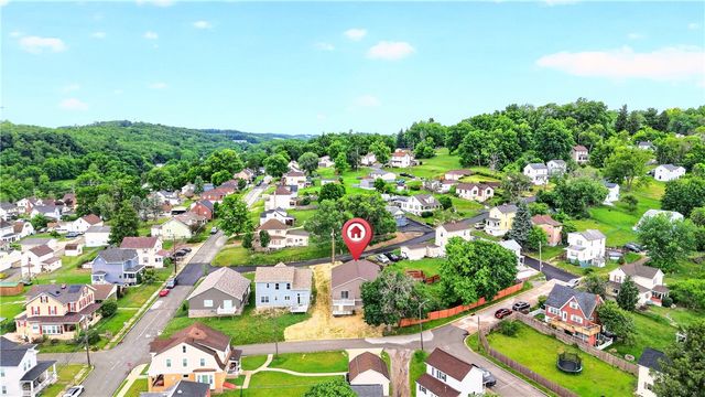 213 Reed Ave, Houston, PA 15342