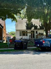 313 N 27th St, Louisville, KY 40212