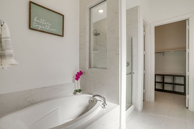 7464 Prairieside Drive, Fort Worth, TX 76123