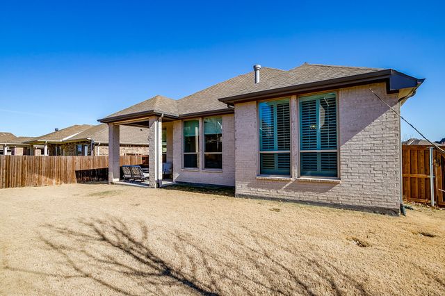 7464 Prairieside Drive, Fort Worth, TX 76123