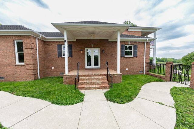 2525 Clintonville Road, Paris, KY 40361