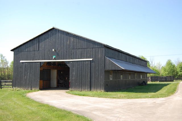 2525 Clintonville Road, Paris, KY 40361