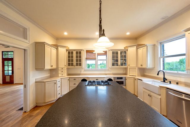 2525 Clintonville Road, Paris, KY 40361