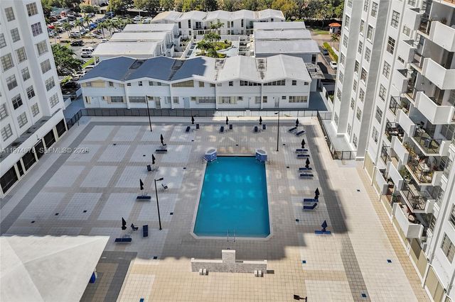 2750 NE 183rd St 406, Aventura, FL 33160