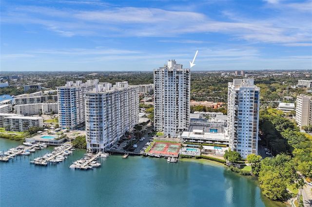 2750 NE 183rd St 406, Aventura, FL 33160