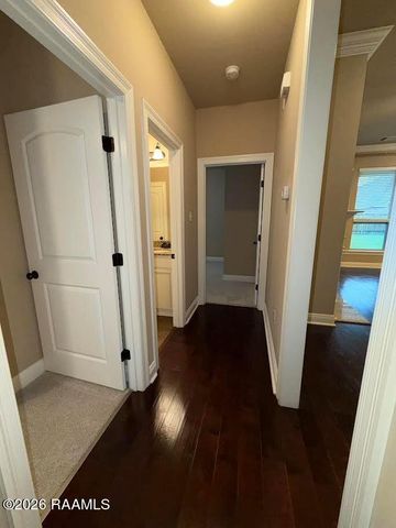 211 Meadowland Drive, Lafayette, LA 70507