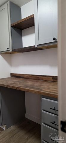 8751 Wren Rd, Pensacola, FL 32534